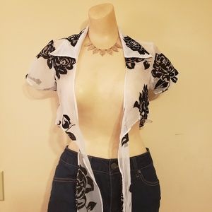 Black&White Laced Rose Shrug